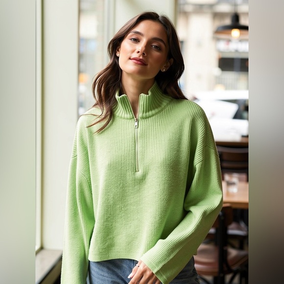 Urban Outfitters Sweaters - Urban Outfitters BDG Green Ribbed Half-Zip Mock Neck Sweater Women’s L